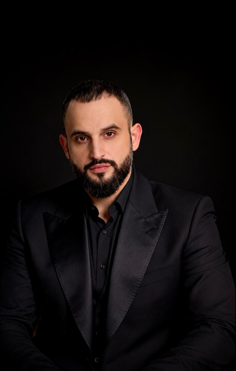 السيد داني سرور